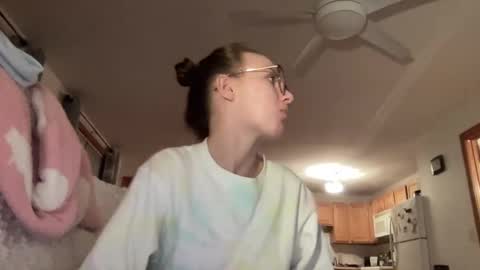 Snapshot of paisleysnowxo chatting on 03.11.25 paisleysnowxo online show from 03.11.25