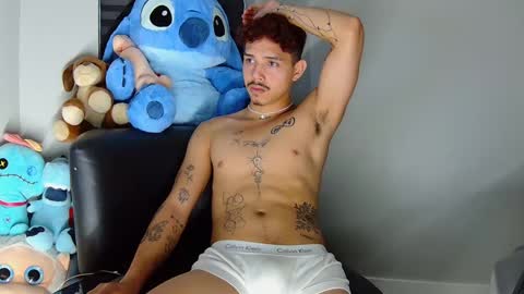 Snapshot of palaciosthomaa chatting on 09.29.25 Math Jhons online show from 09.29.25