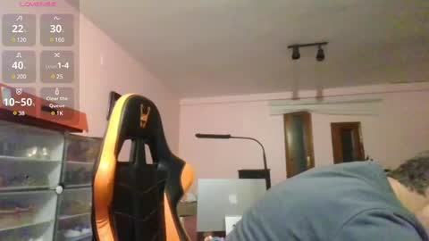 Snapshot of palaustudio chatting on 03.06.25 Merce online show from 03.06.25