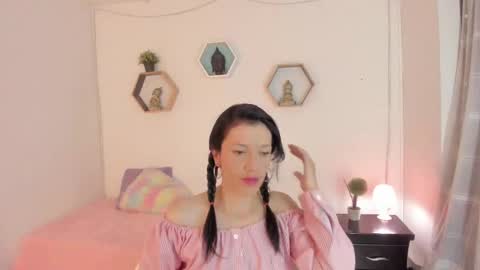 Snapshot of paloma_victory chatting on 03.09.25 Paloma online show from 03.09.25