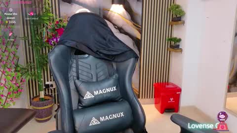 Pam online show from 10.19.25