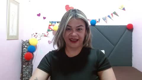 pamela_echeverria online show from 07.11.26