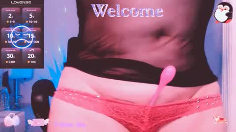 Snapshot of pamelafox chatting on 11.05.25 PAMELAFOX online show from 11.05.25