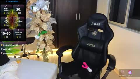 Paola online show from 12.21.24