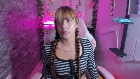 pamelajhonsom online show from 10.21.25