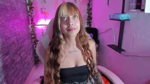 pamelajhonsom online show from 11.05.25