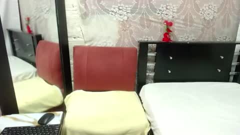 Snapshot of pamelavasquez_ chatting on 06.17.26 pamela online show from 06.17.26