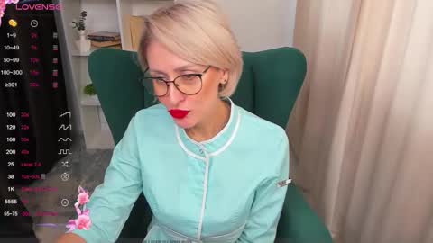 pamellamurphy online show from 10.15.25