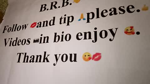 Snapshot of pamid215 chatting on 12.20.25 angel hris online show from 12.20.25