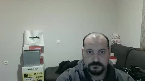 Snapshot of panakor chatting on 12.14.24 panakor online show from 12.14.24