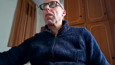 Snapshot of pansak1973 chatting on 02.14.25 pansak1973 online show from 02.14.25