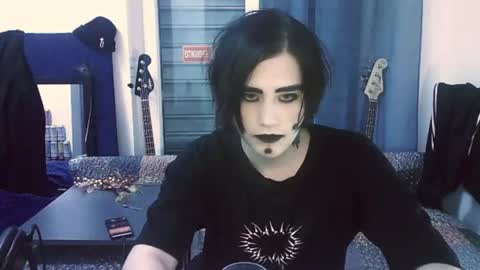 In bio online show from 06.25.26