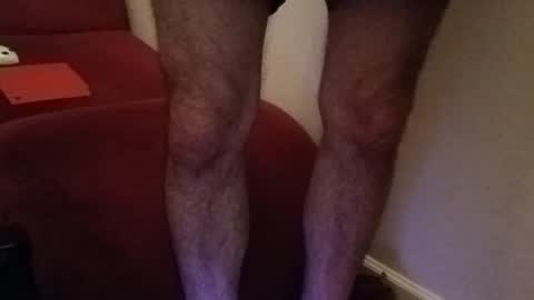 Snapshot of pantslesstraveler_plt chatting on 12.01.24 PantsLessTraveler online show from 12.01.24