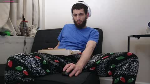 Snapshot of pantslesstraveler_plt chatting on 12.30.24 PantsLessTraveler online show from 12.30.24