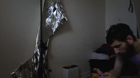 Snapshot of pantslesstraveler_plt chatting on 01.13.25 PantsLessTraveler online show from 01.13.25