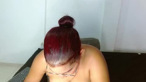 Paola Stone online show from 03.09.25