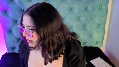 Paola Lyon online show from 04.22.26