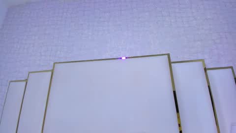 Paola  online show from 12.15.25