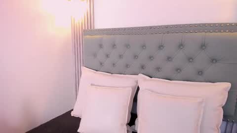 Snapshot of paolab_g chatting on 02.10.25 online show from 02.10.25