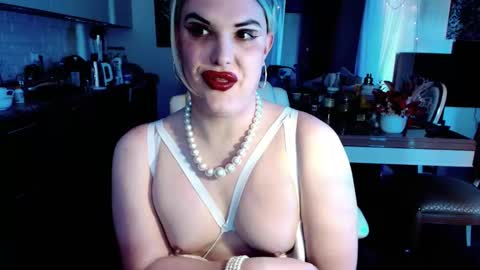 Sarina Williams online show from 05.05.26