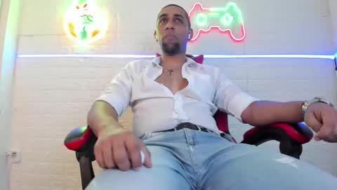 Paolo online show from 12.01.25