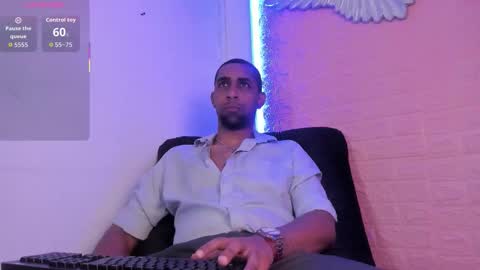 Paolo online show from 12.04.25