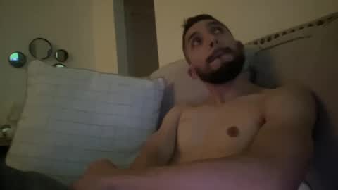 Snapshot of papicubano_guapo23cm chatting on 12.11.24 papicubano_guapo23cm online show from 12.11.24