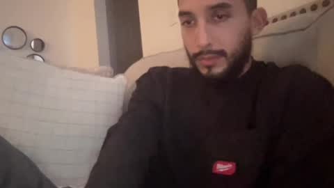 Snapshot of papicubano_guapo23cm chatting on 11.02.25 papicubano_guapo23cm online show from 11.02.25