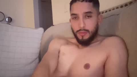 Snapshot of papicubano_guapo23cm chatting on 11.17.25 papicubano_guapo23cm online show from 11.17.25