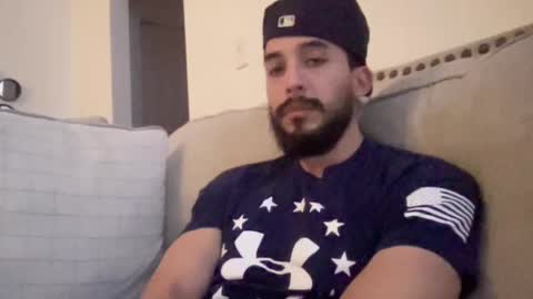 papicubano_guapo23cm online show from 02.15.26