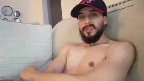 Snapshot of papicubano_guapo23cm chatting on 02.15.26 papicubano_guapo23cm online show from 02.15.26