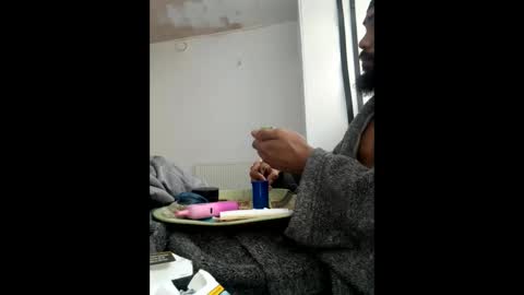 Papi online show from 12.19.25