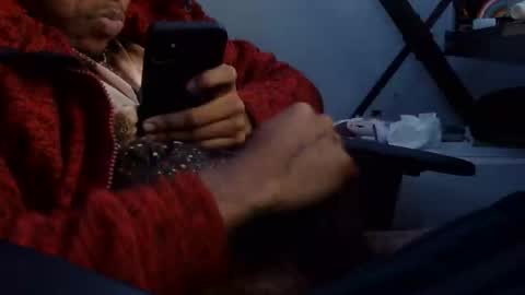 Snapshot of papixfade chatting on 11.30.25 papixfade online show from 11.30.25