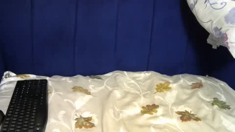 Snapshot of pappychullo09 chatting on 09.17.25 pappychullo09 online show from 09.17.25