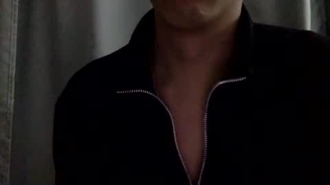 Snapshot of papy_dani33 chatting on 12.23.24 papy_dani33 online show from 12.23.24