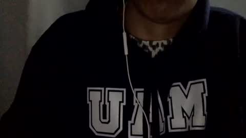 Snapshot of papy_dani33 chatting on 02.28.25 papy_dani33 online show from 02.28.25