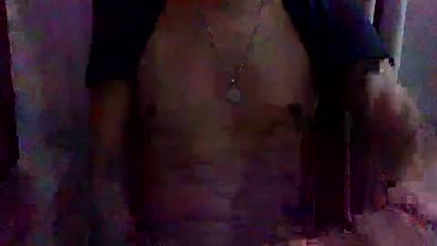 Snapshot of papy_dani33 chatting on 03.04.25 papy_dani33 online show from 03.04.25