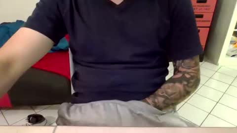 Snapshot of papychuo chatting on 11.20.25 papychuo online show from 11.20.25