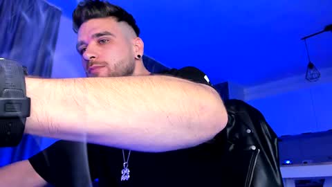 Paris online show from 12.06.24