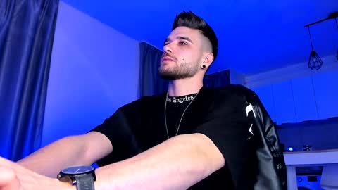 Paris online show from 01.30.25