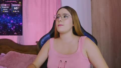 Snapshot of parisshayk chatting on 03.04.25 Paris online show from 03.04.25