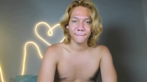 Snapshot of parisstone2 chatting on 12.06.24 connie online show from 12.06.24