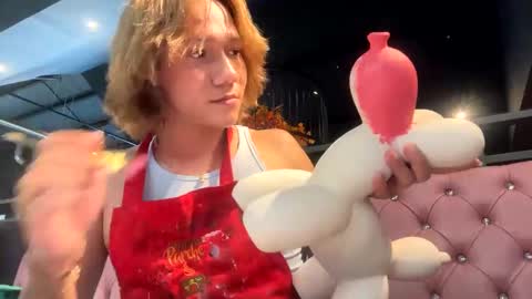 Snapshot of parisstone2 chatting on 01.22.25 connie online show from 01.22.25