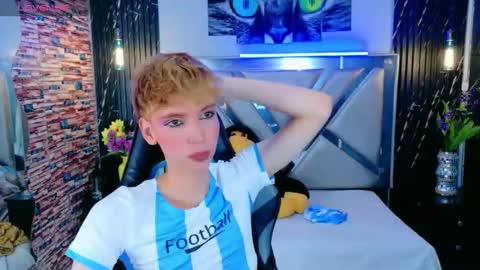 Snapshot of park_jimin1 chatting on 09.13.25 park_jimin1 online show from 09.13.25