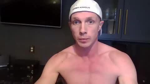 Snapshot of parkerflexes chatting on 11.29.25 Parker online show from 11.29.25