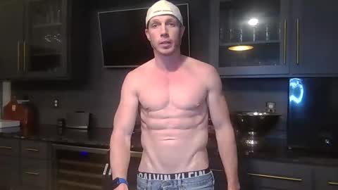 Snapshot of parkerflexes chatting on 02.05.26 Parker online show from 02.05.26