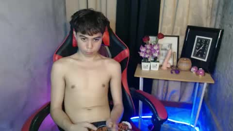 Snapshot of parkseo_yeon chatting on 01.15.26 HENRY online show from 01.15.26