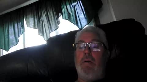 Snapshot of part86 chatting on 01.19.25 part86 online show from 01.19.25