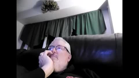 Snapshot of part86 chatting on 02.03.25 part86 online show from 02.03.25