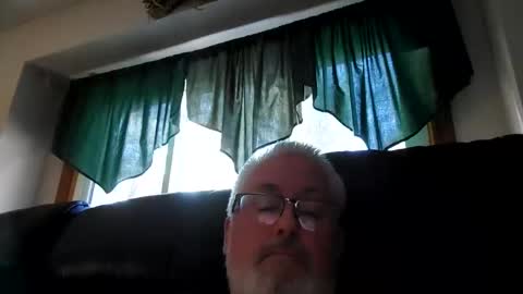 Snapshot of part86 chatting on 03.02.25 part86 online show from 03.02.25